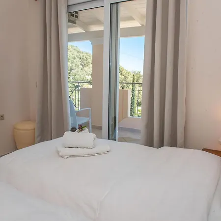 Anthula With Pool And Stunning Sea Views בית נופש
