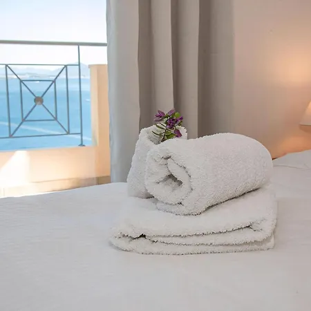 בית נופש Anthula With Pool And Stunning Sea Views *